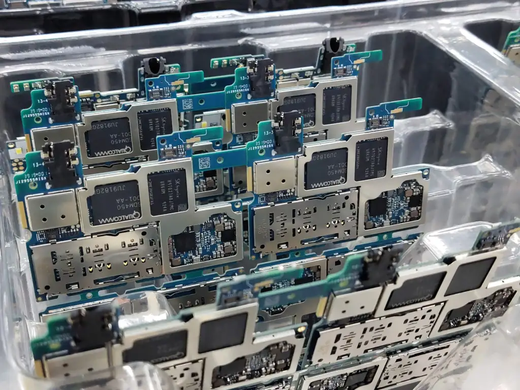 木雕工艺在根艺创作中的常见技法及质量管控标准